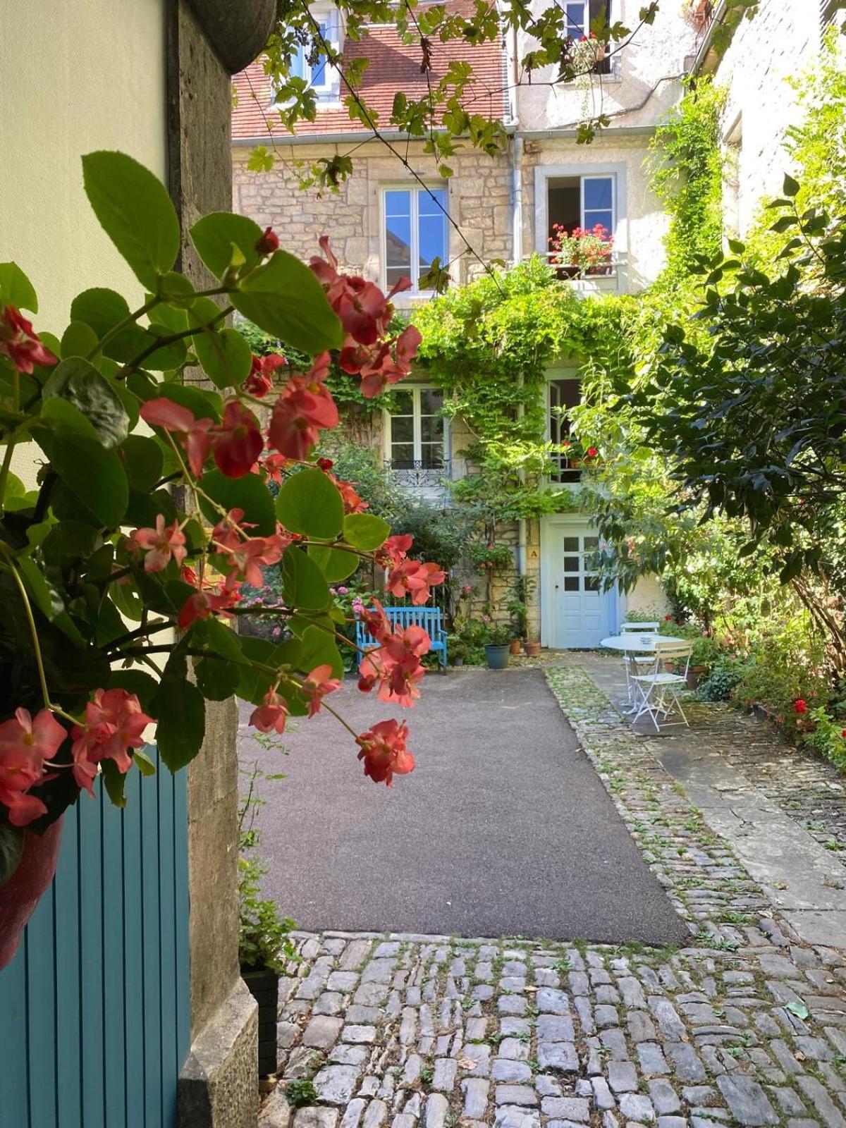 Besancon: Charmant Duplex Au Pied De La Citadelle Dış mekan fotoğraf